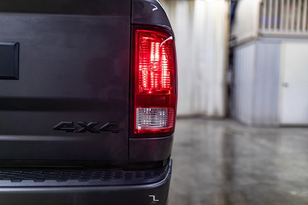 2022 Ram 1500 Classic 4x4 Crew Cab Express BCam Red Deer AB