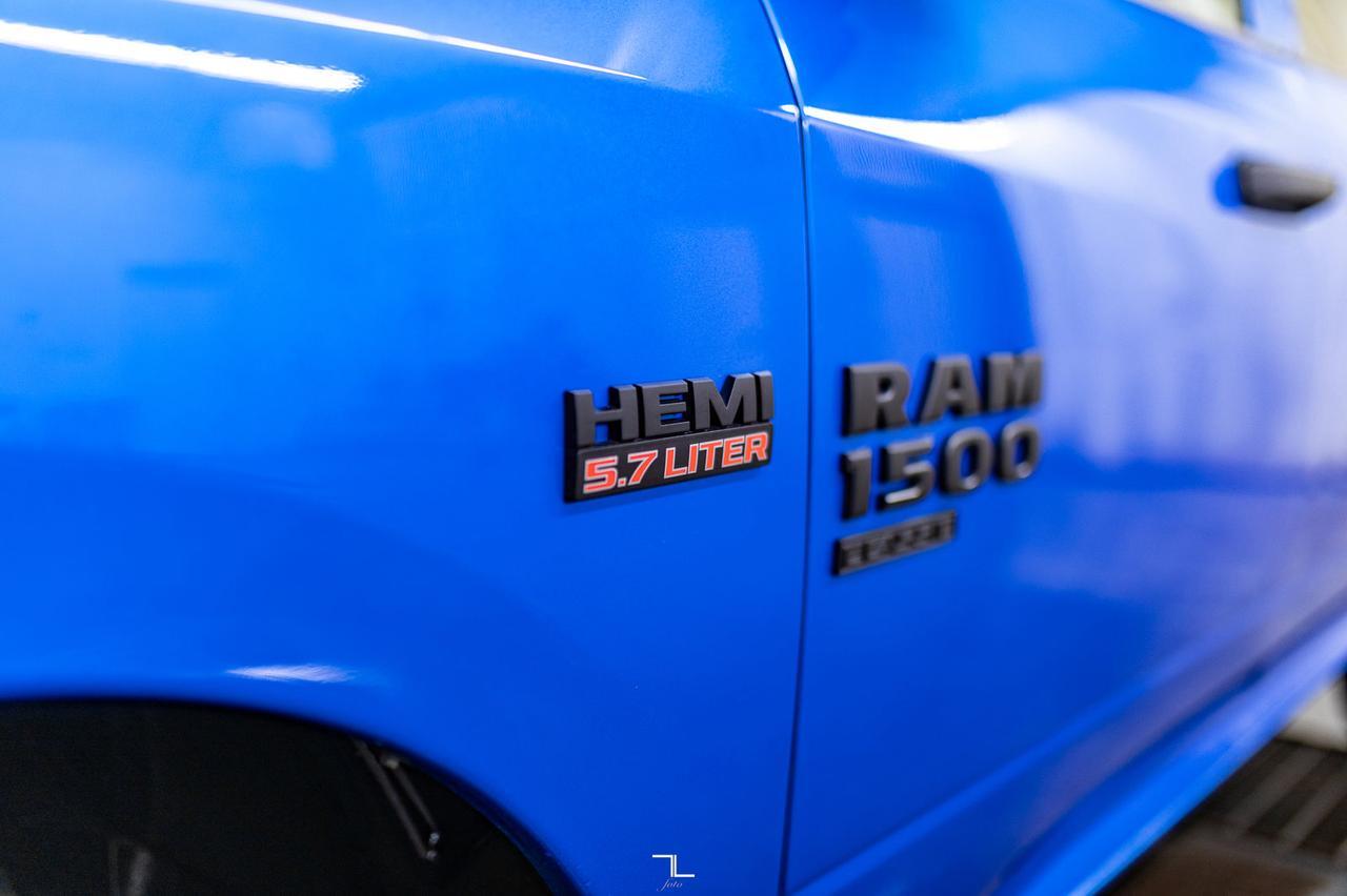 2022 Ram 1500 Classic 4x4 Crew Cab Express BCam Red Deer AB