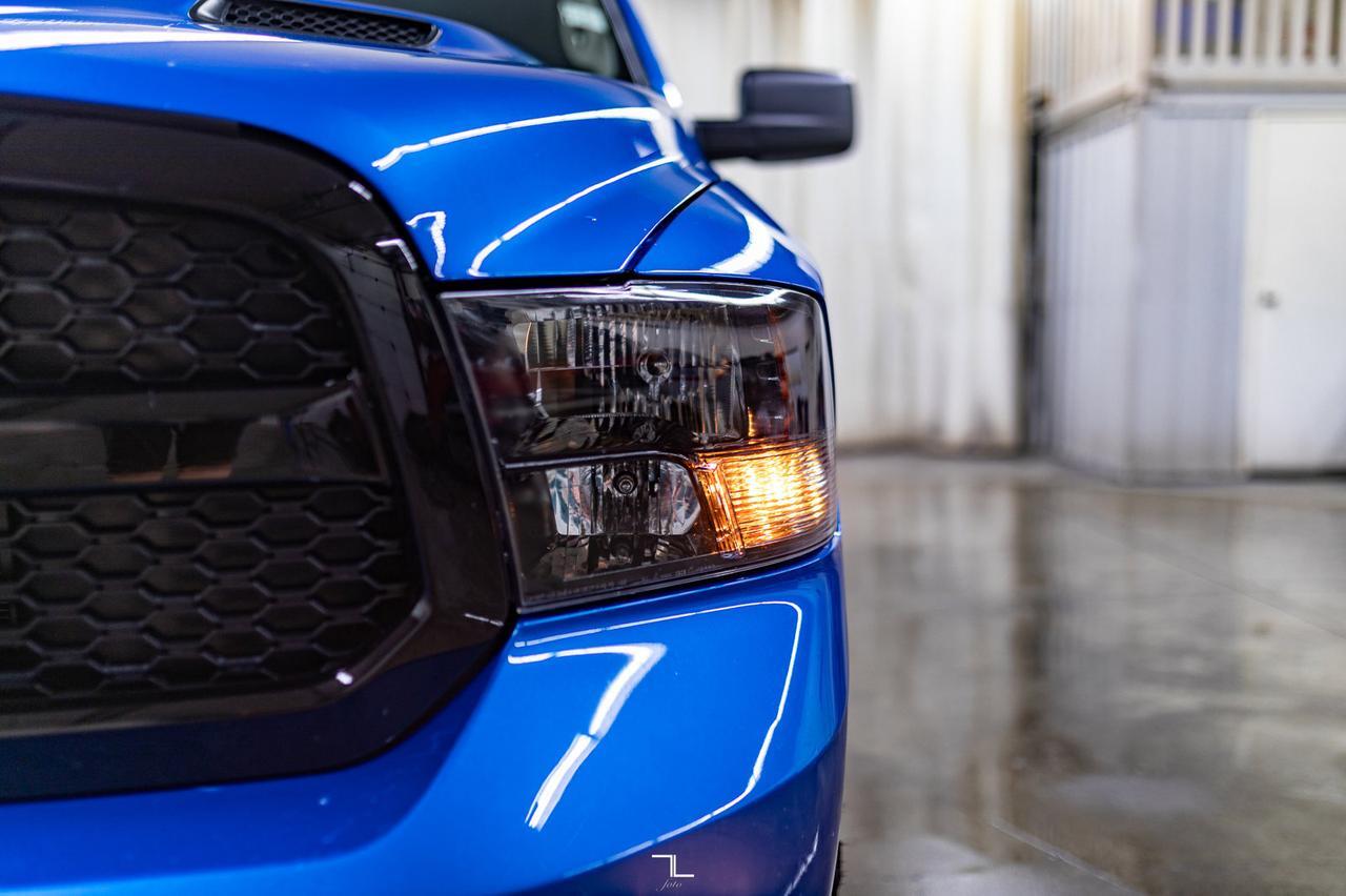 2022 Ram 1500 Classic 4x4 Crew Cab Express BCam Red Deer AB