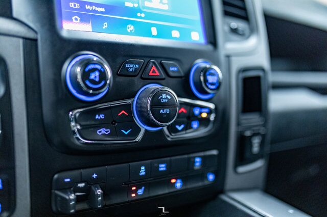 2022 Ram 1500 Classic 4x4 Crew Cab Express BCam Red Deer AB