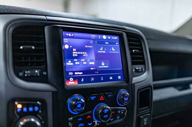 2022 Ram 1500 Classic 4x4 Crew Cab Express BCam Red Deer AB