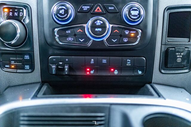 2022 Ram 1500 Classic 4x4 Crew Cab Express BCam Red Deer AB