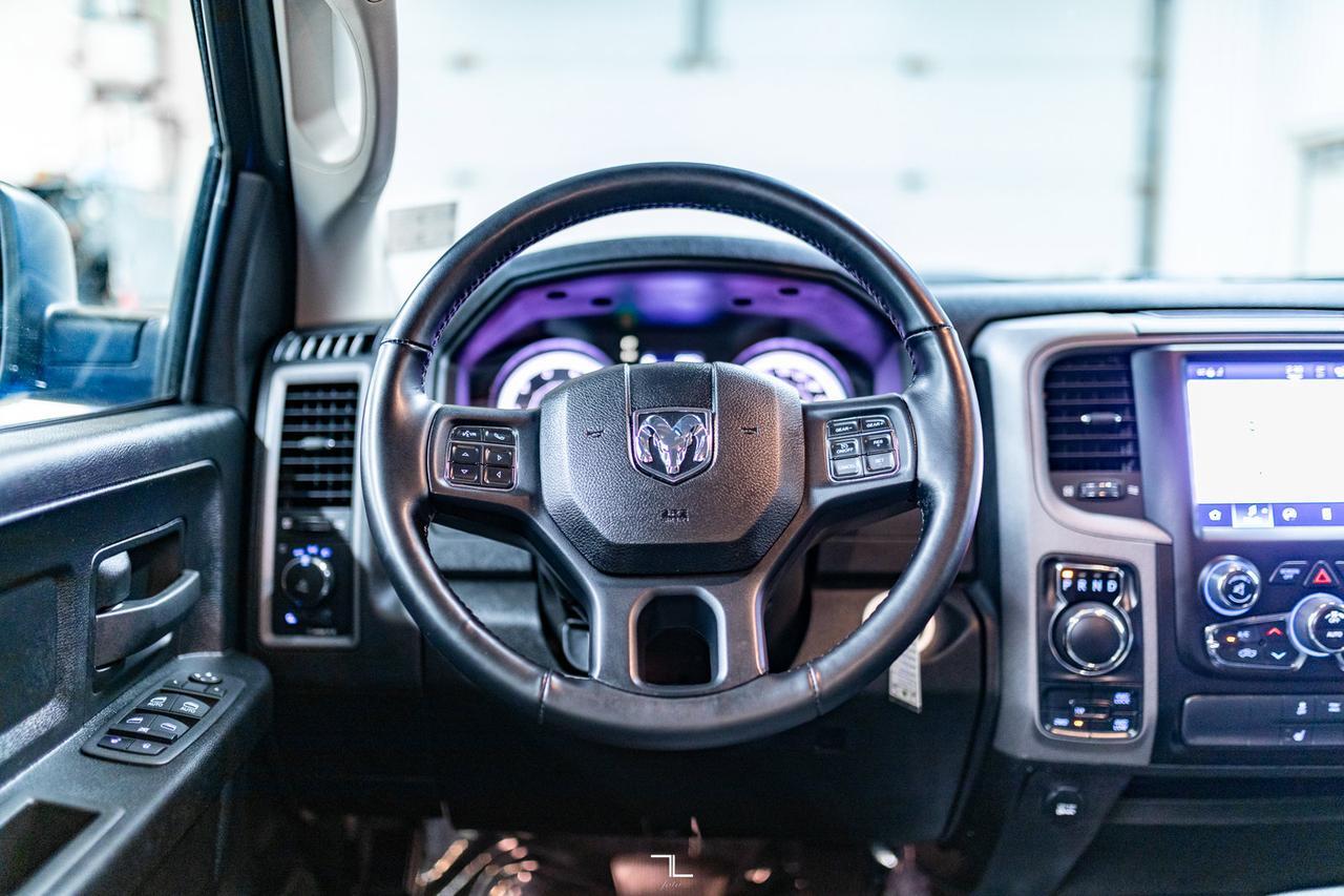2022 Ram 1500 Classic 4x4 Crew Cab Express Night BCam Red Deer AB