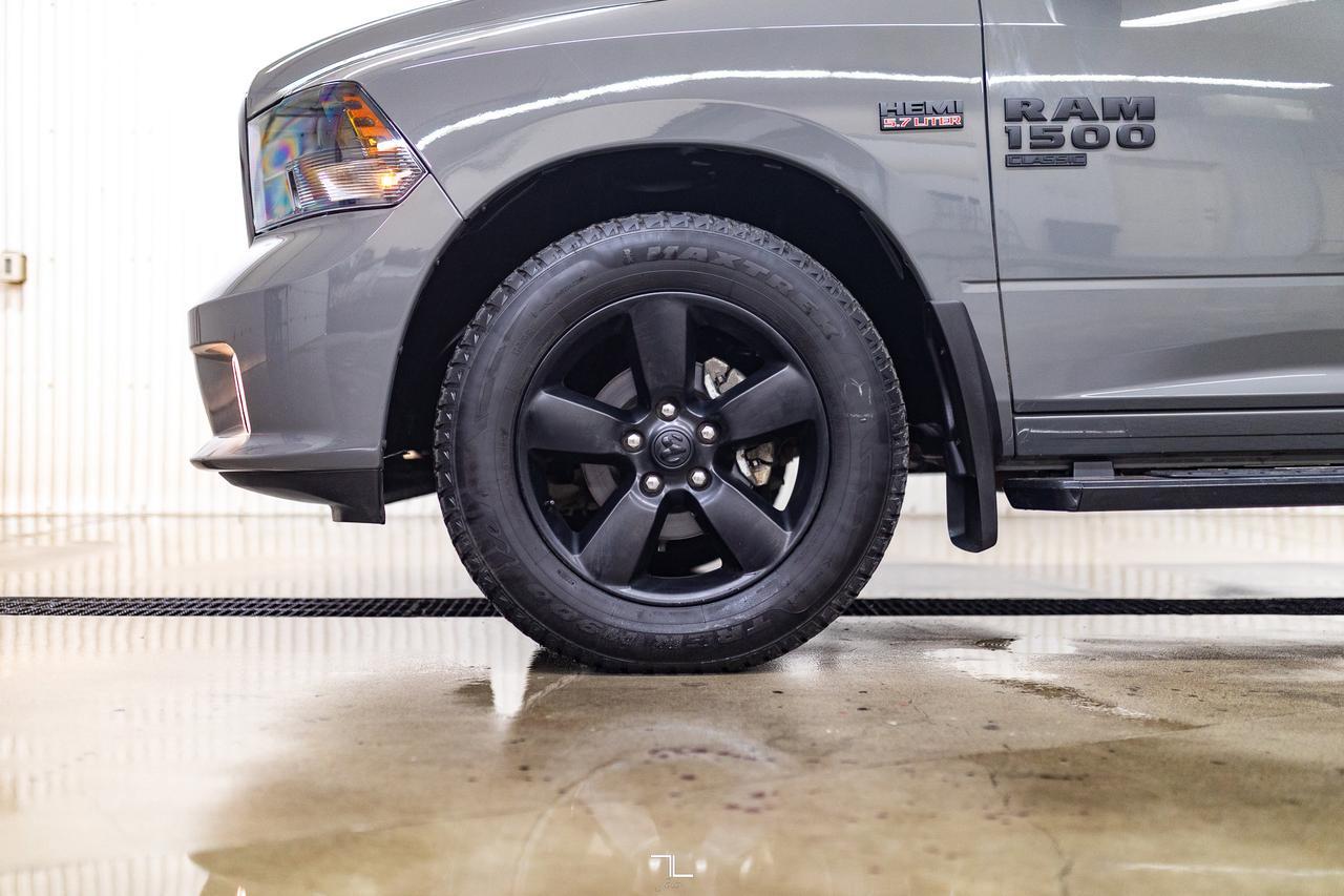 2022 Ram 1500 Classic 4x4 Crew Cab Express PSeat BCam Red Deer AB