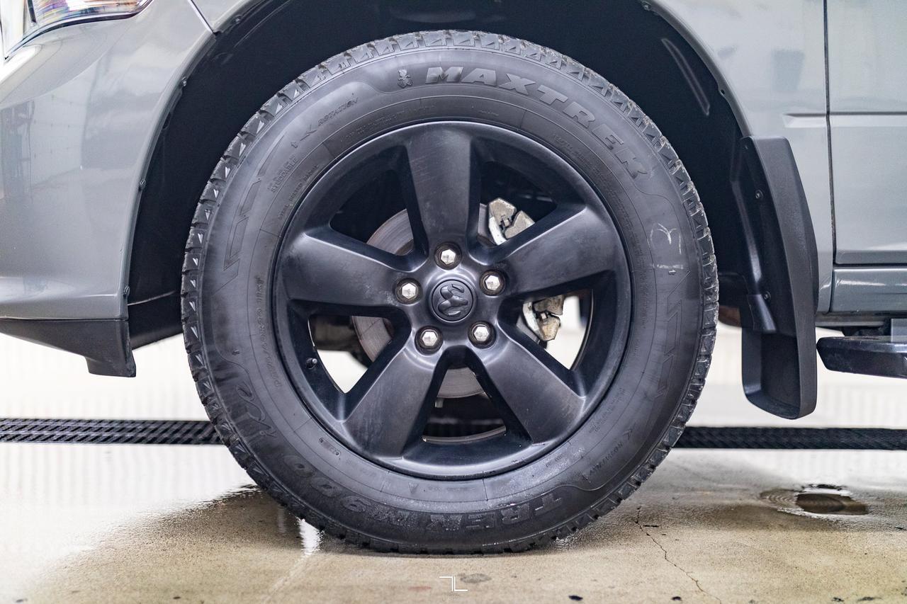 2022 Ram 1500 Classic 4x4 Crew Cab Express PSeat BCam Red Deer AB