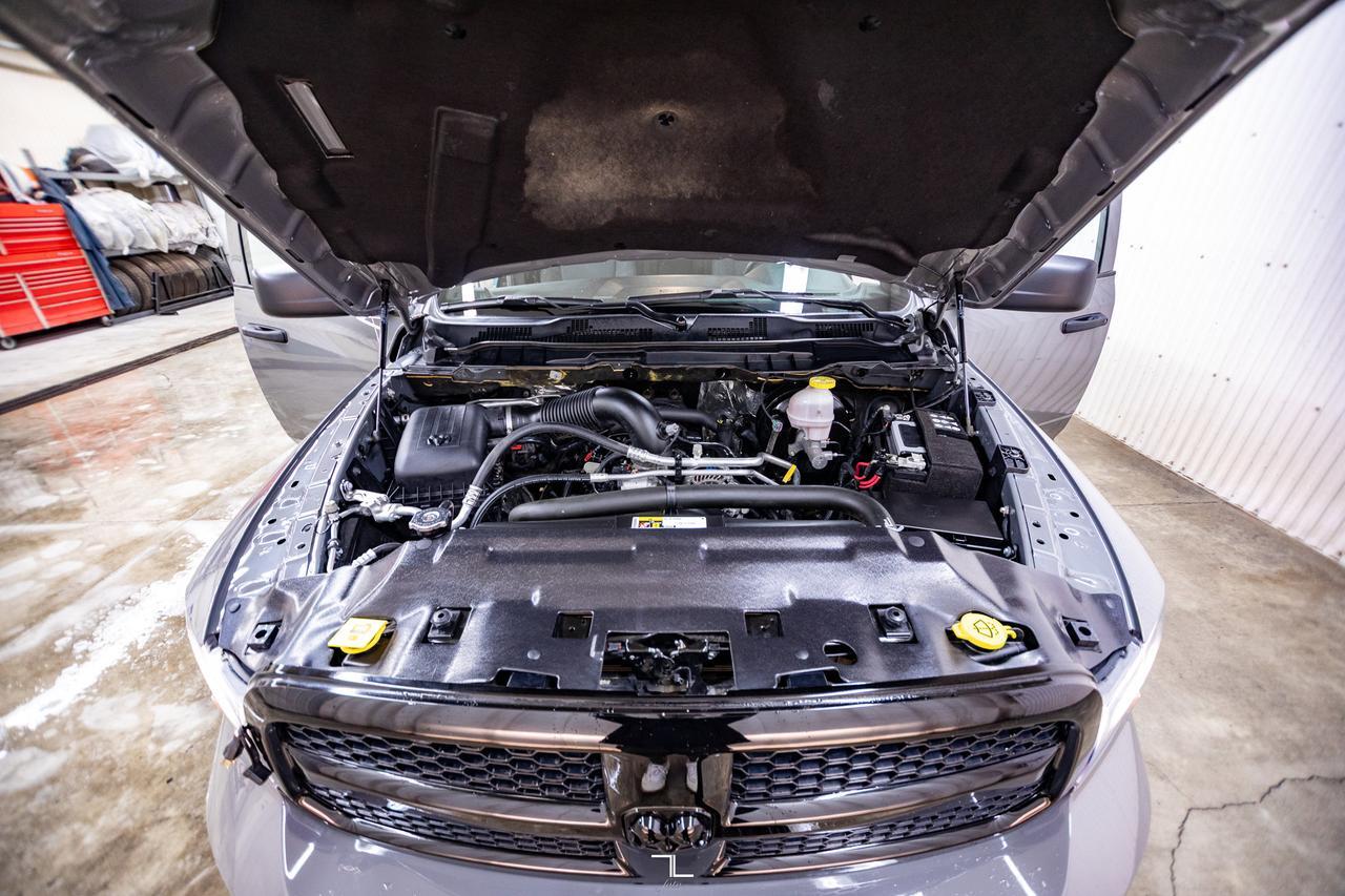 2022 Ram 1500 Classic 4x4 Crew Cab Express PSeat BCam Red Deer AB