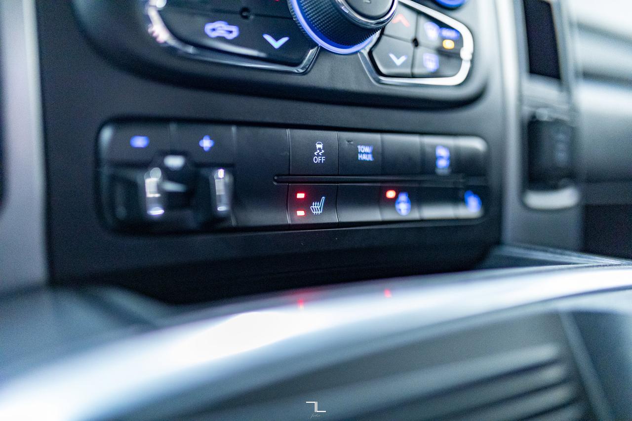 2022 Ram 1500 Classic 4x4 Crew Cab Express PSeat BCam Red Deer AB