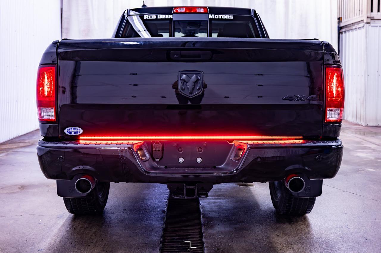2022 Ram 1500 Classic 4x4 Crew Cab SLT Nav BCam Red Deer AB