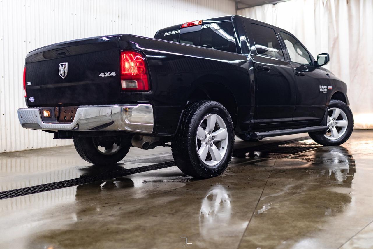 2022 Ram 1500 Classic 4x4 Crew Cab SLT Nav Roof BCam Red Deer AB