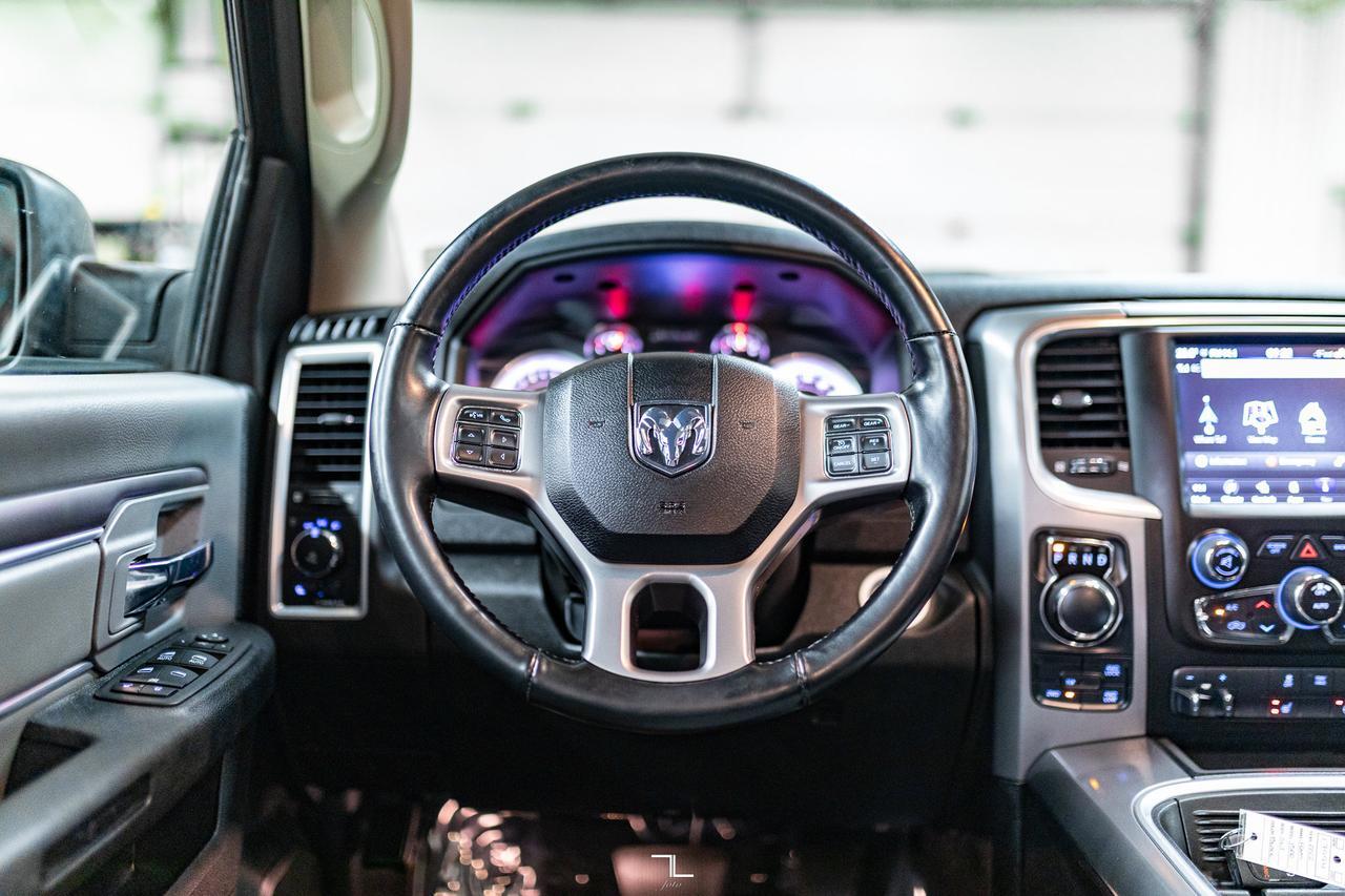 2022 Ram 1500 Classic 4x4 Crew Cab SLT Nav Roof BCam Red Deer AB