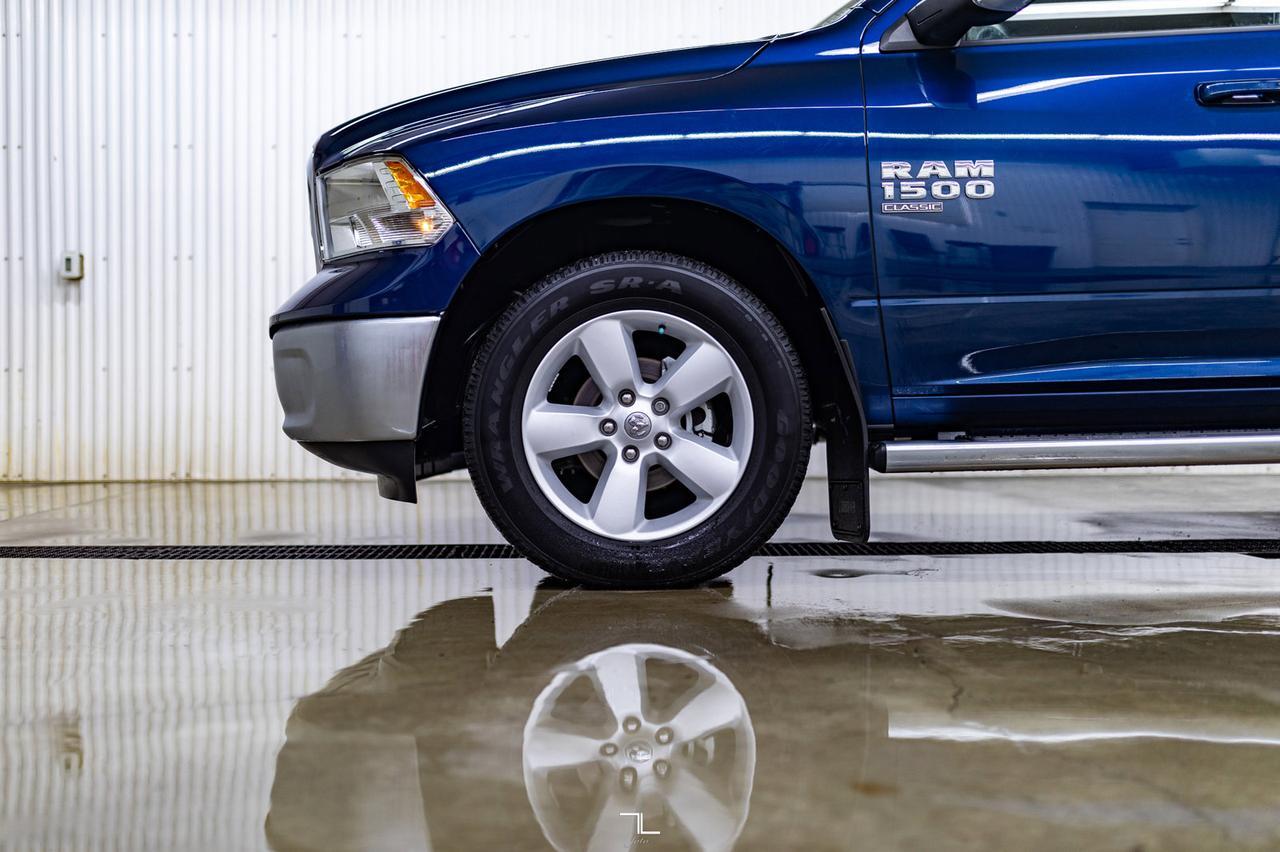 2022 Ram 1500 Classic 4x4 Crew Cab SLT PSeat BCam Red Deer AB