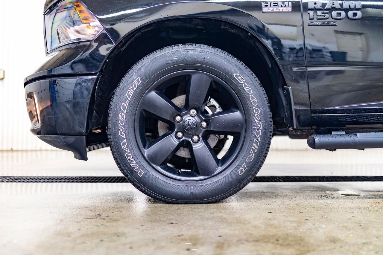 2022 Ram 1500 Classic 4x4 Crew Cab SLT PSeat BCam Red Deer AB