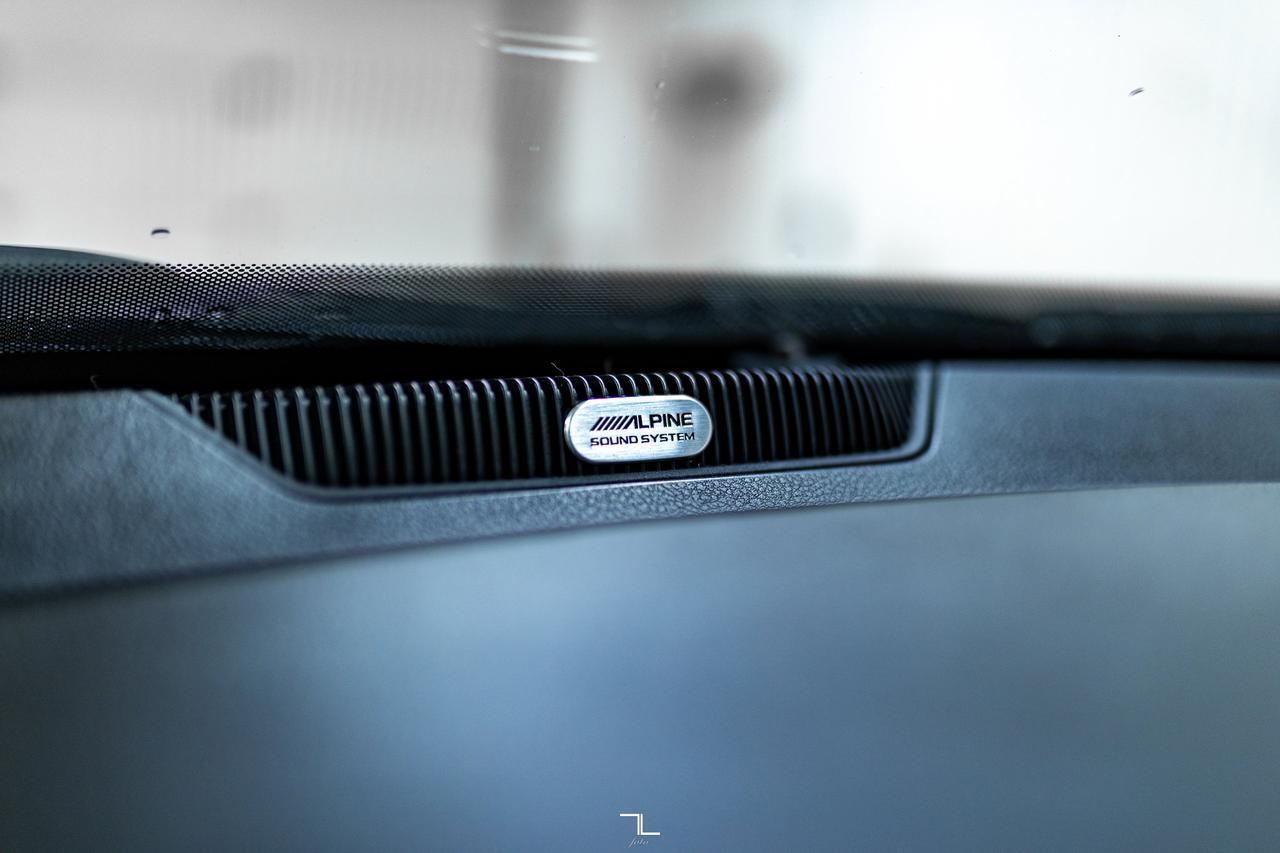 2022 Ram 1500 Classic 4x4 Crew Cab SLT Roof BCam Red Deer AB