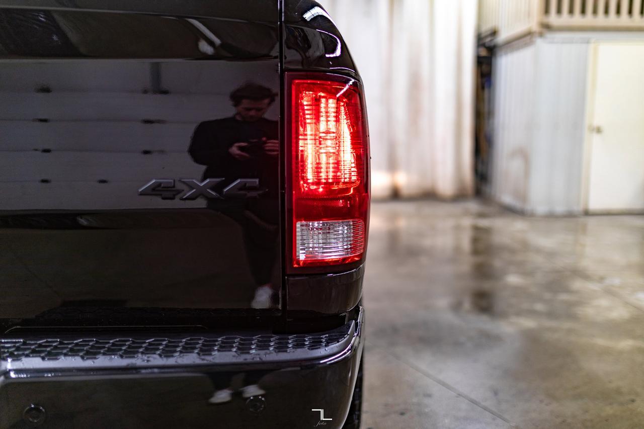 2022 Ram 1500 Classic 4x4 Crew Cab SLT Roof BCam Red Deer AB