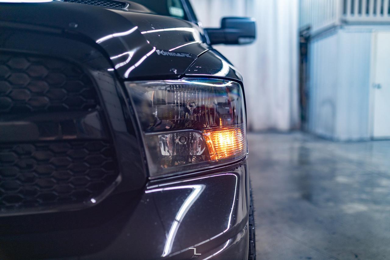 2022 Ram 1500 Classic 4x4 Crew Cab SLT Roof BCam Red Deer AB