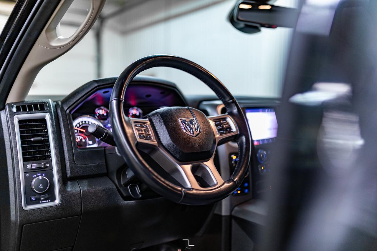 2022 Ram 1500 Classic 4x4 Crew Cab SLT Roof BCam Red Deer AB