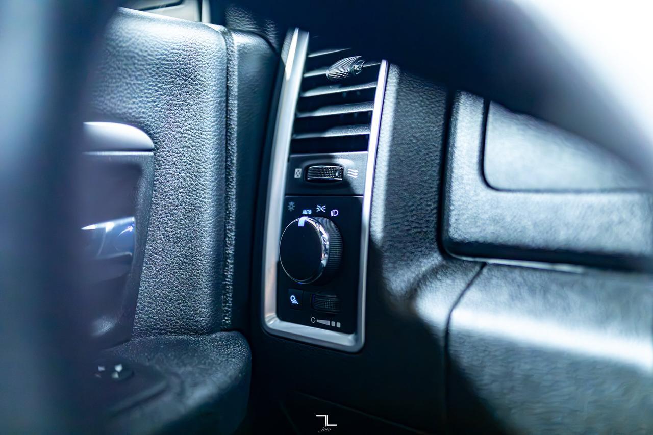 2022 Ram 1500 Classic 4x4 Crew Cab Warlock BCam Red Deer AB