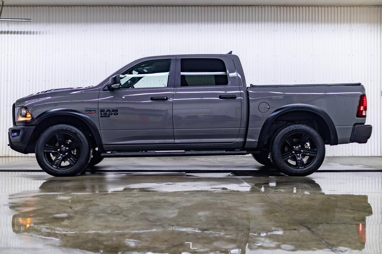 2022 Ram 1500 Classic 4x4 Crew Cab Warlock Nav BCam Red Deer AB