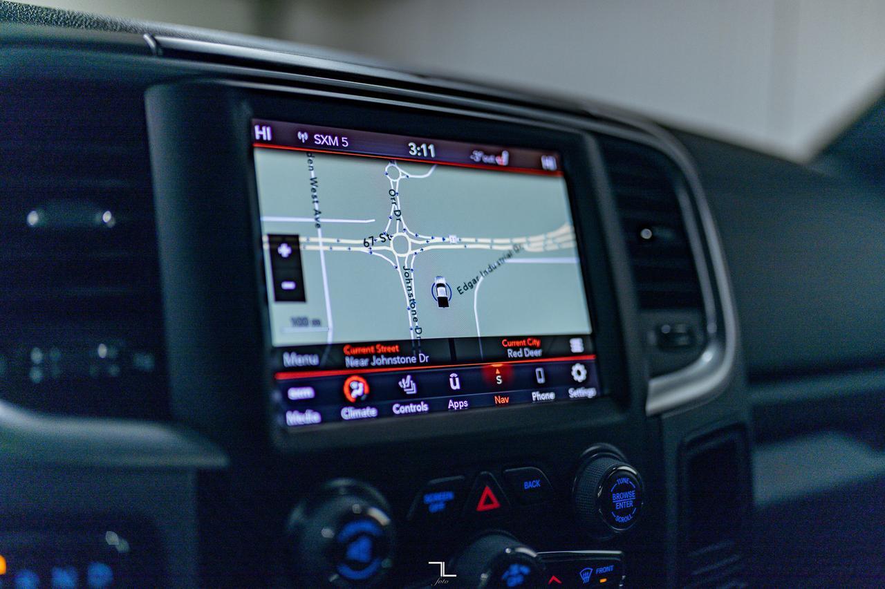 2022 Ram 1500 Classic 4x4 Crew Cab Warlock Nav BCam Red Deer AB