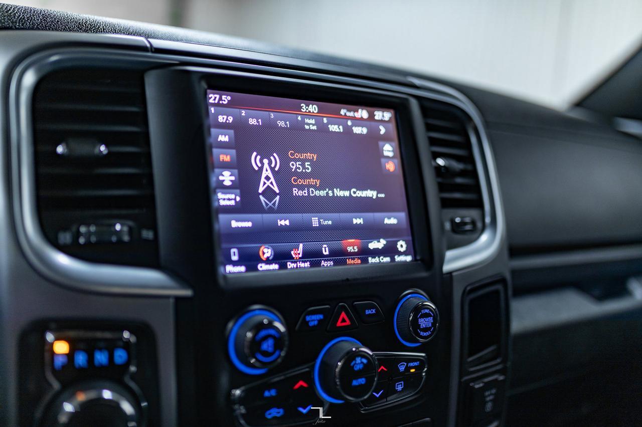 2022 Ram 1500 Classic 4x4 Crew Cab Warlock Nav BCam Red Deer AB