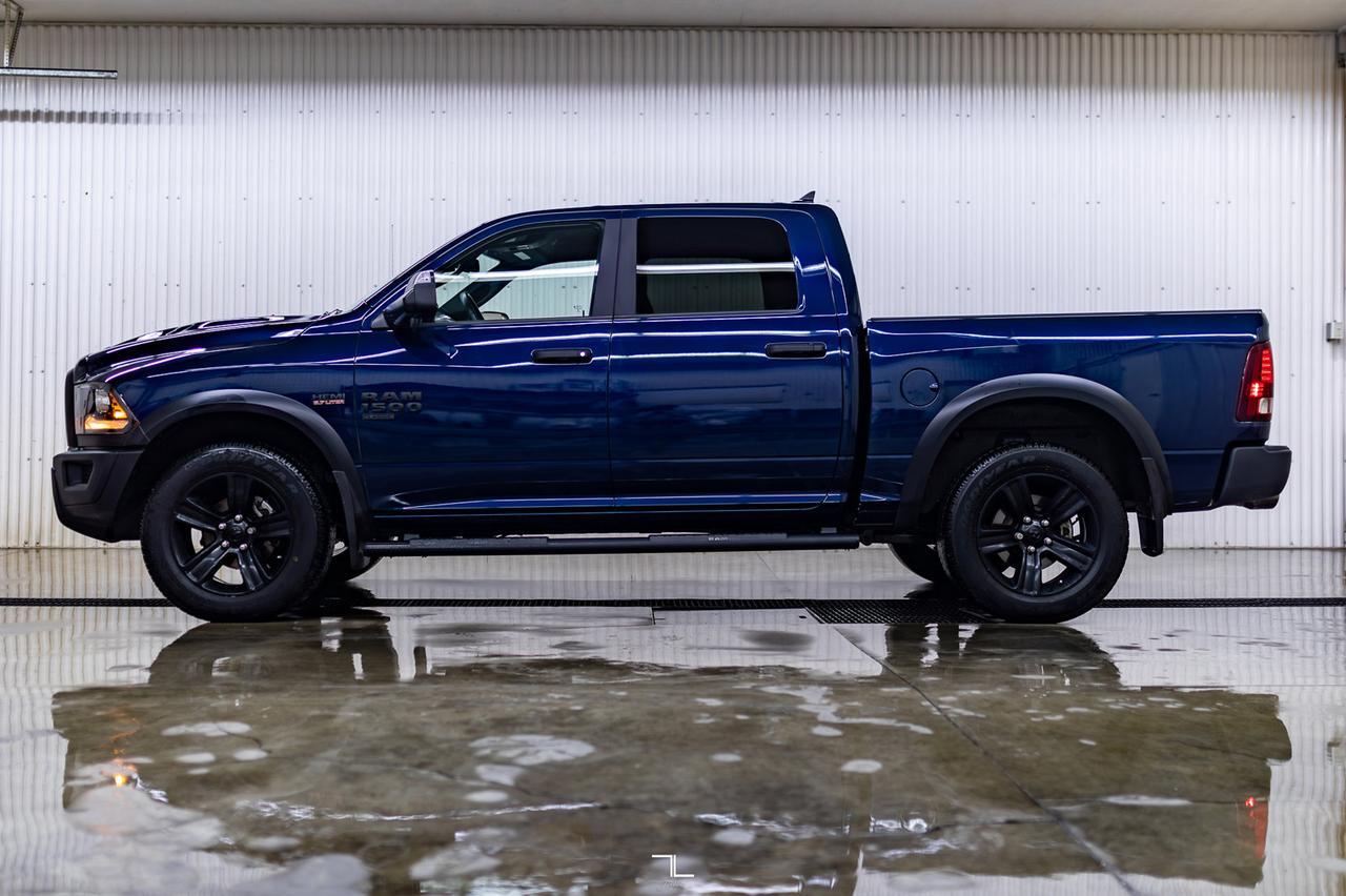 2022 Ram 1500 Classic 4x4 Crew Cab Warlock Nav BCam Red Deer AB