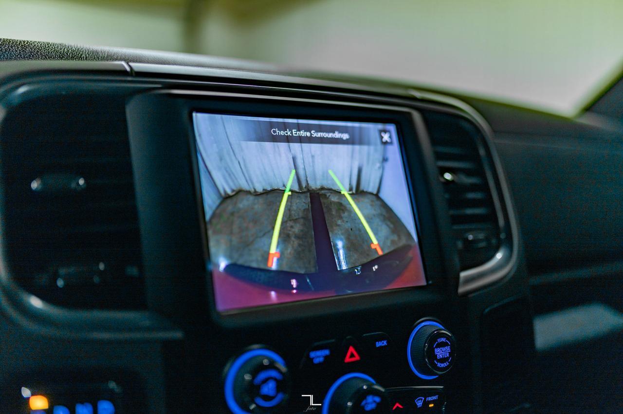 2022 Ram 1500 Classic 4x4 Crew Cab Warlock Nav BCam Red Deer AB