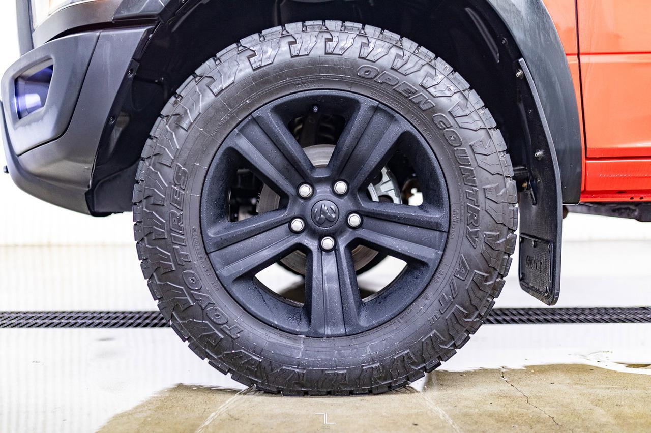 2022 Ram 1500 Classic 4x4 Crew Cab Warlock Nav BCam Red Deer AB