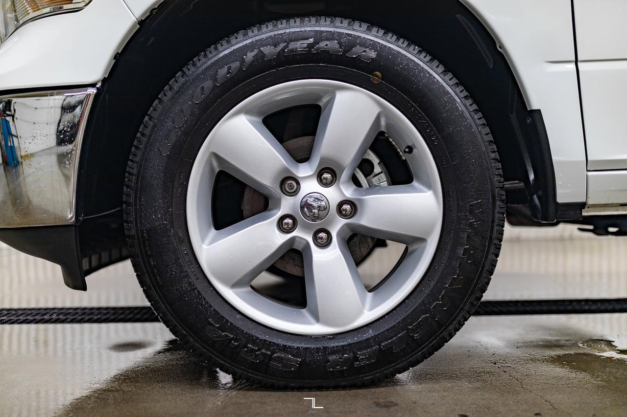 2022 Ram 1500 Classic 4x4 Reg Cab SLT Longbox PSeat BCam Red Deer AB