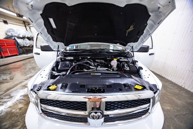 2022 Ram 1500 Classic 4x4 Reg Cab SLT Longbox PSeat BCam Red Deer AB