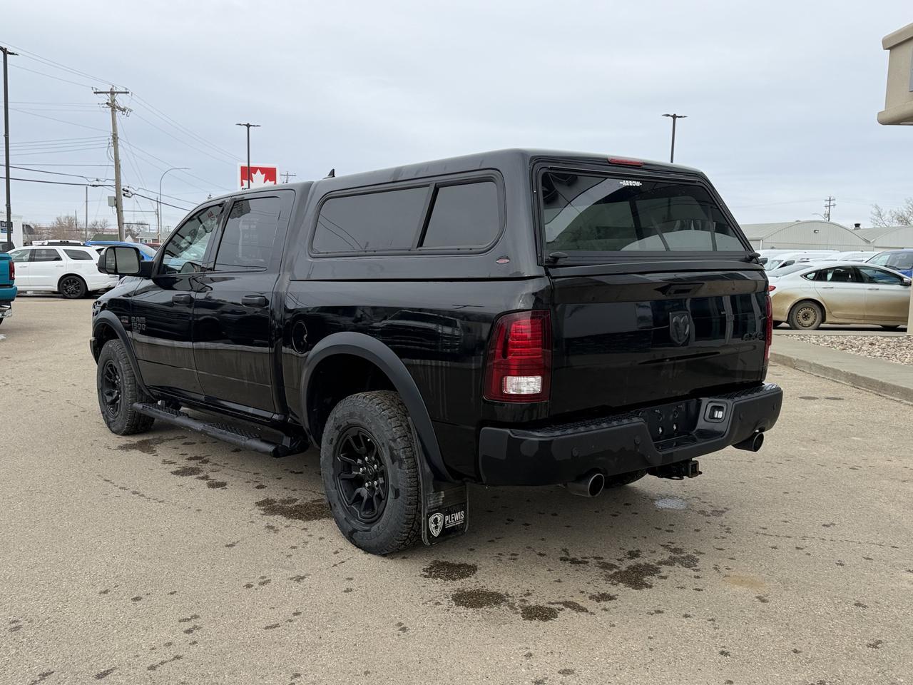 2022 Ram 1500 Classic Classic Warlock | V8 HEMI | NAV | Heated Seats | Remote Start | Rearview Camera | Towing Capability Redwater AB