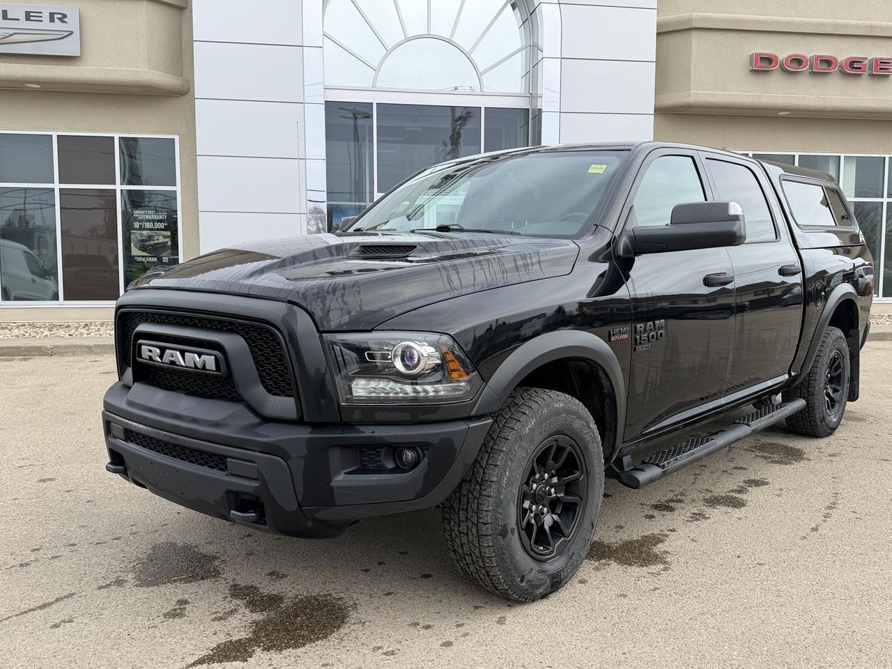 2022 Ram 1500 Classic Classic Warlock | V8 HEMI | NAV | Heated Seats | Remote Start | Rearview Camera | Towing Capability Redwater AB