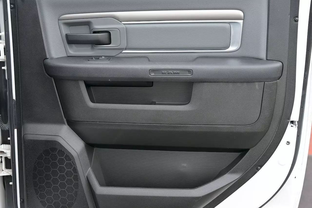 2022 Ram 1500 Classic Crew Cab SLT Pickup 4D 5 1/2 ft Doral FL