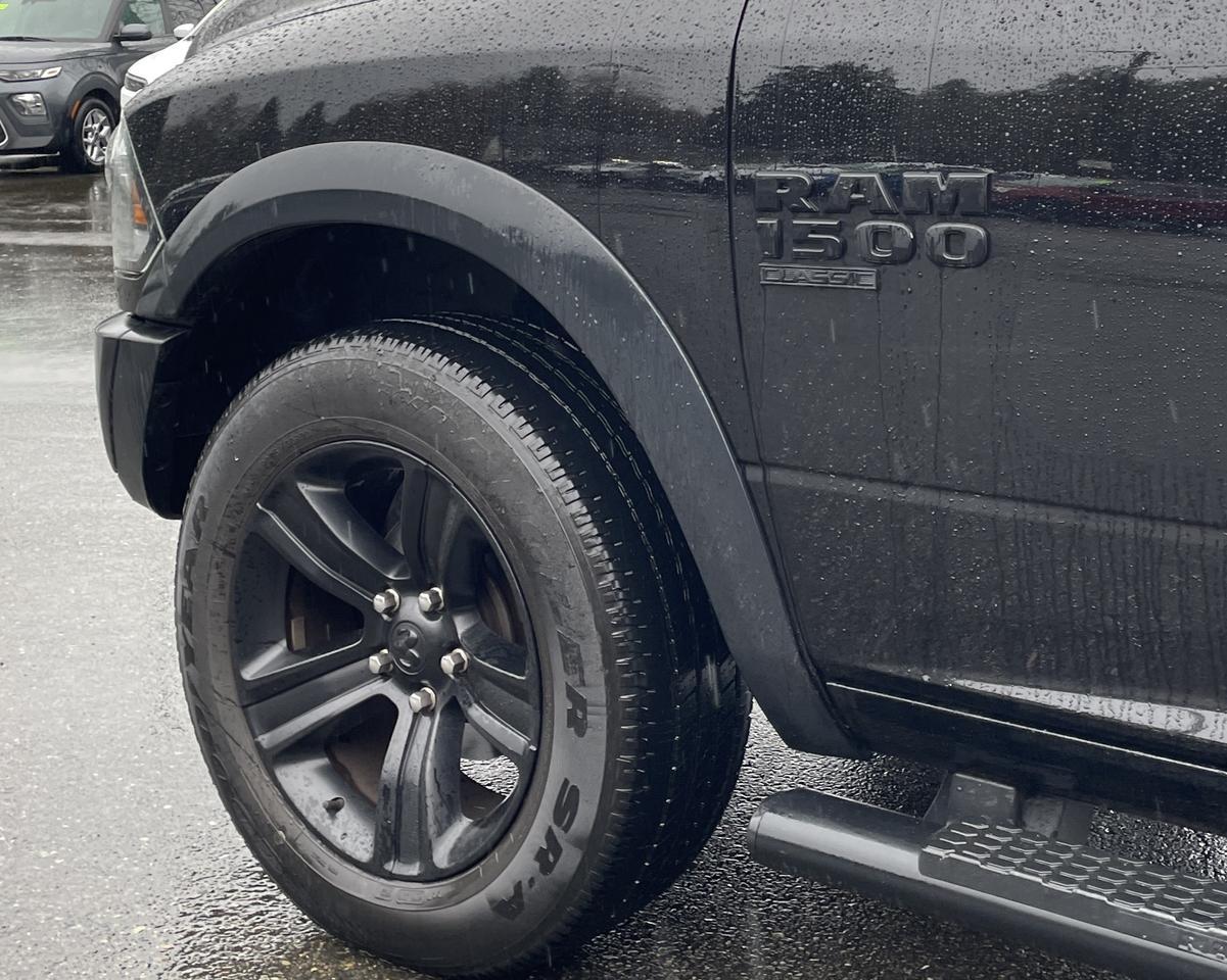 2022 Ram 1500 Classic Crew Cab Warlock Pickup 4D 5 1/2 ft