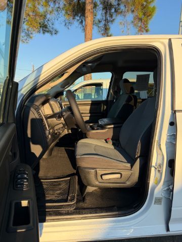 2022 Ram 1500 Classic Express Crew Cab 4x4 5'7 Box Houston TX