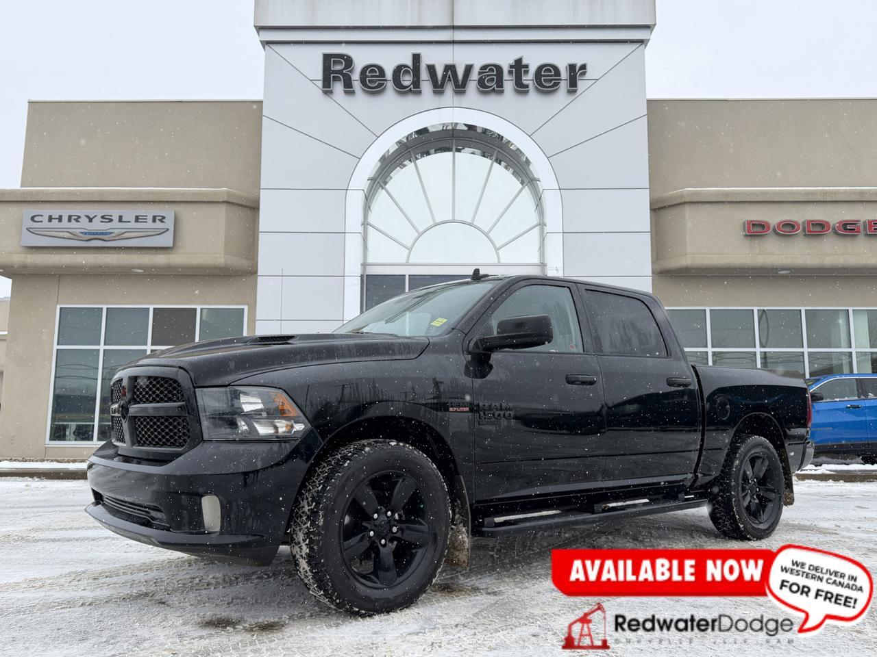 2022 Ram 1500 Classic Express Night Edition 4x4 | HEMI V8 | Sport Hood | 8.4IN Touchscreen NAV | 20IN Black Wheels