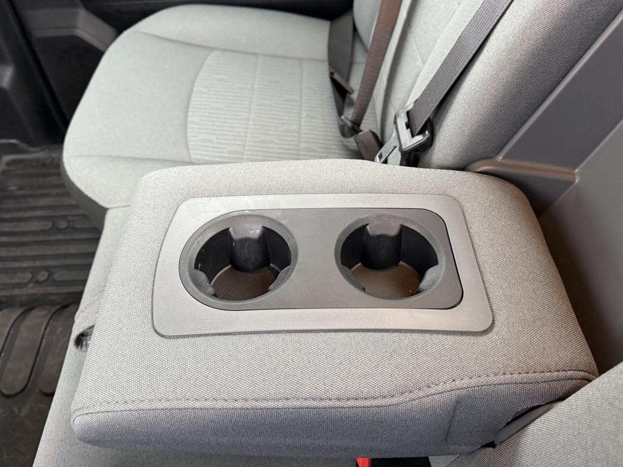 2022 Ram 1500 Classic Express Night Edition 4x4 | HEMI V8 | Sport Hood | 8.4IN Touchscreen NAV | 20IN Black Wheels Redwater AB