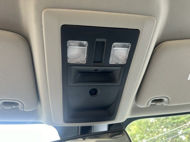 2022 Ram 1500 Classic SLT photo 22