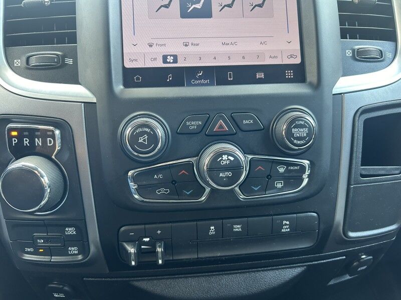 2022 Ram 1500 Classic SLT photo 19