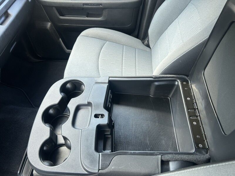 2022 Ram 1500 Classic SLT photo 15