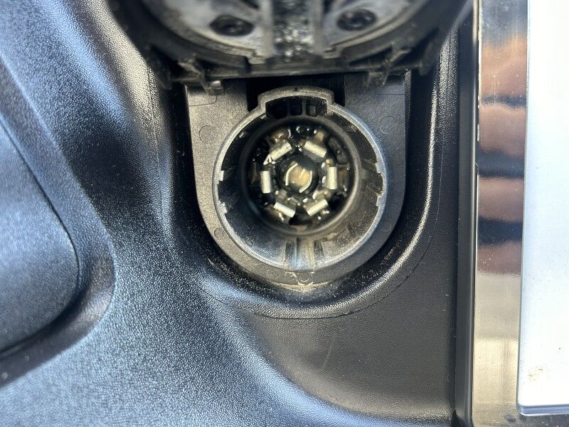 2022 Ram 1500 Classic SLT photo 30