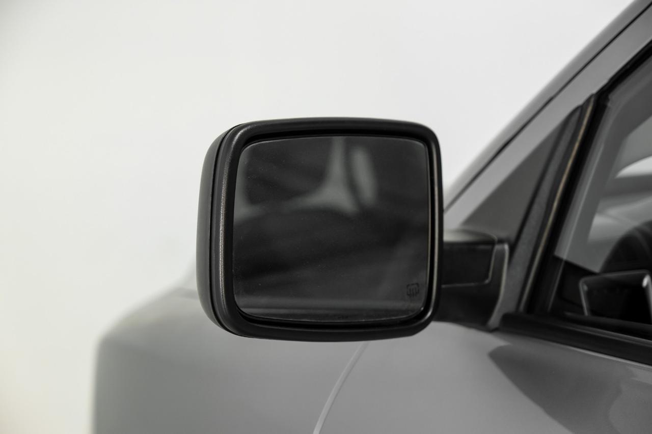 2022 Ram 1500 Classic SLT CREW CAB 4WD AUTOMATIC REAR CAMERA BLUETOOTH POWER DRIVER SE Carrollton TX