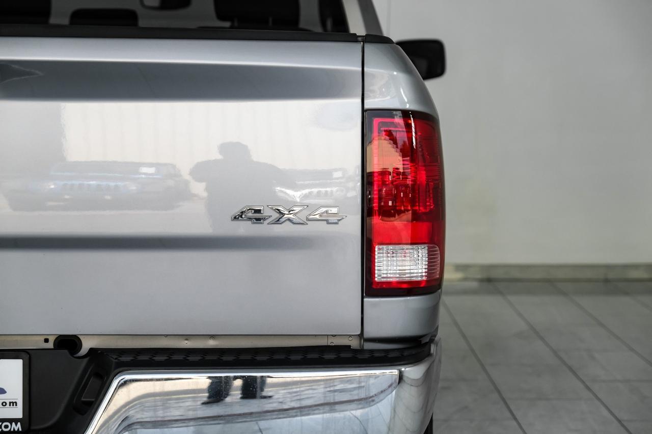 2022 Ram 1500 Classic SLT CREW CAB 4WD AUTOMATIC REAR CAMERA BLUETOOTH POWER DRIVER SE Carrollton TX