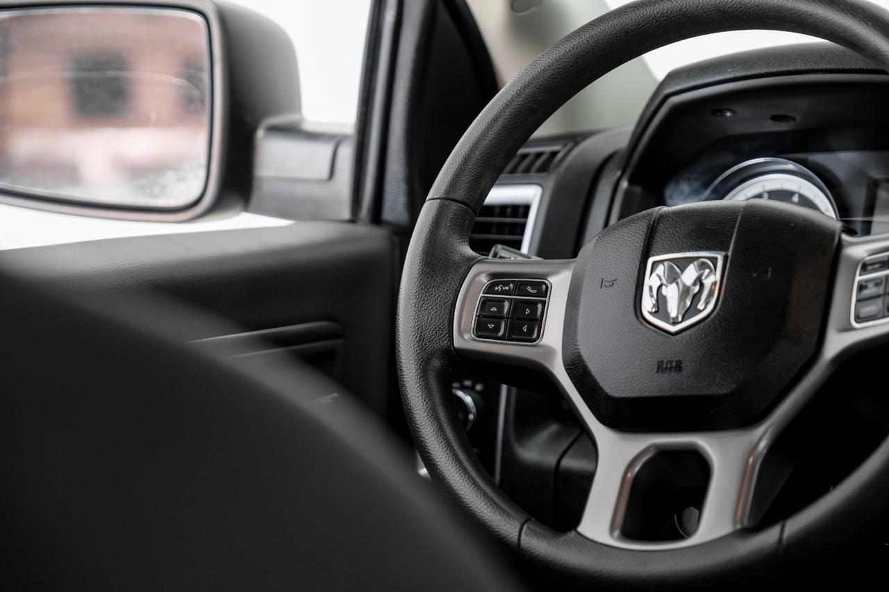 2022 Ram 1500 Classic SLT CREW CAB 4WD AUTOMATIC REAR CAMERA BLUETOOTH POWER DRIVER SE Carrollton TX