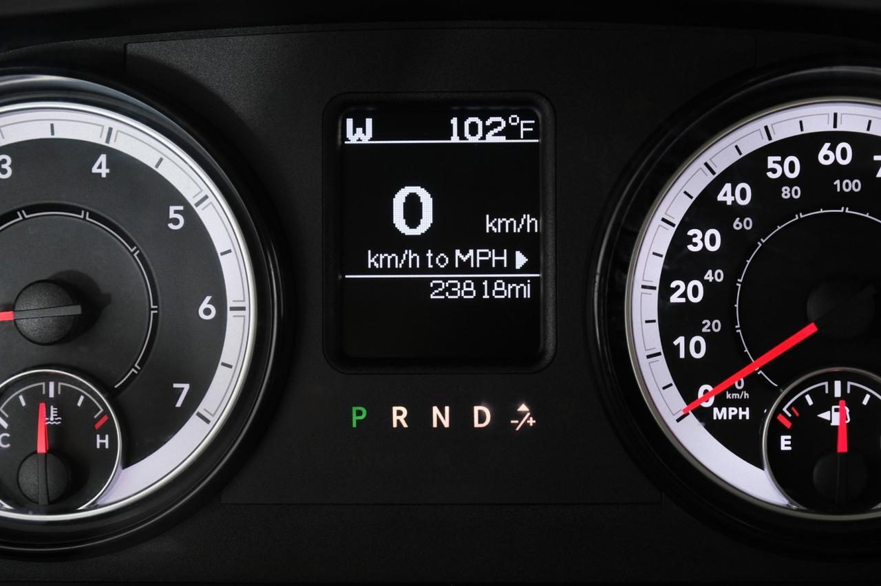 2022 Ram 1500 Classic SLT CREW CAB 4WD AUTOMATIC REAR CAMERA BLUETOOTH POWER DRIVER SE Carrollton TX