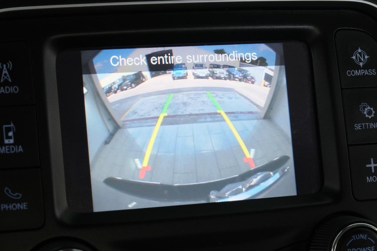 2022 Ram 1500 Classic SLT CREW CAB 4WD AUTOMATIC REAR CAMERA BLUETOOTH POWER DRIVER SE Carrollton TX