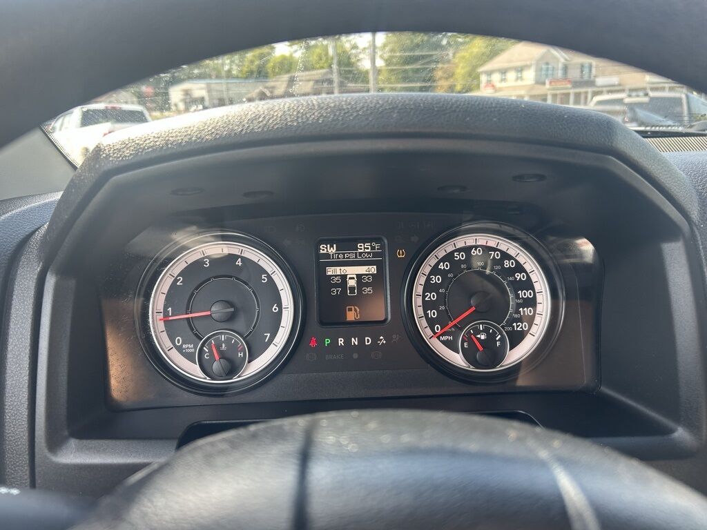 2022 Ram 1500 Classic SLT Crestwood KY