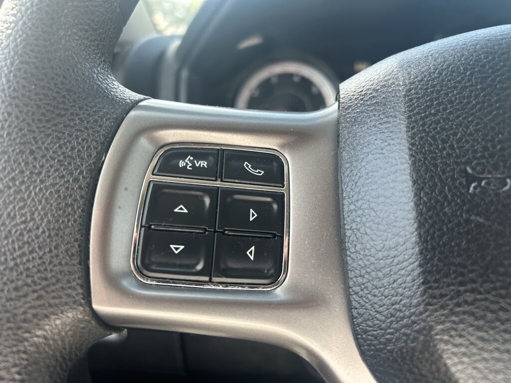 2022 Ram 1500 Classic SLT Crestwood KY