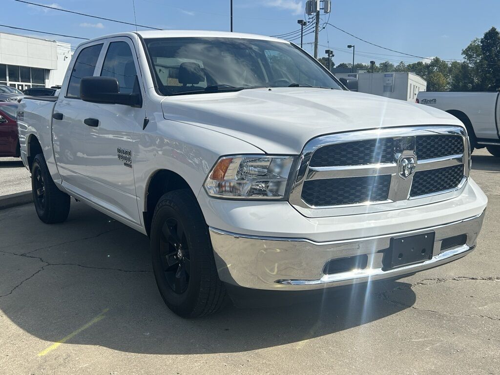 2022 Ram 1500 Classic SLT Crestwood KY