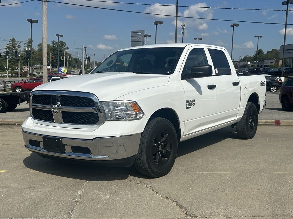 2022 Ram 1500 Classic SLT Crestwood KY