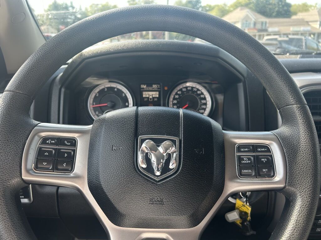 2022 Ram 1500 Classic SLT Crestwood KY